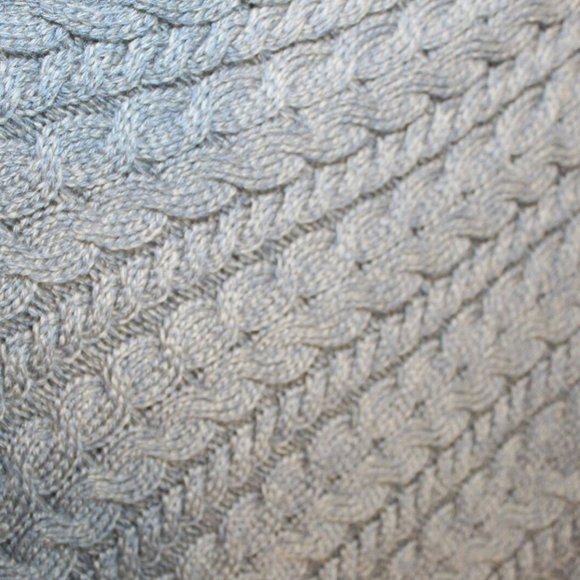 Guideboat Irish Cable Knit Poncho Sweater Virgin Wool Women's Size S/M H11612 - Picture 8 of 12